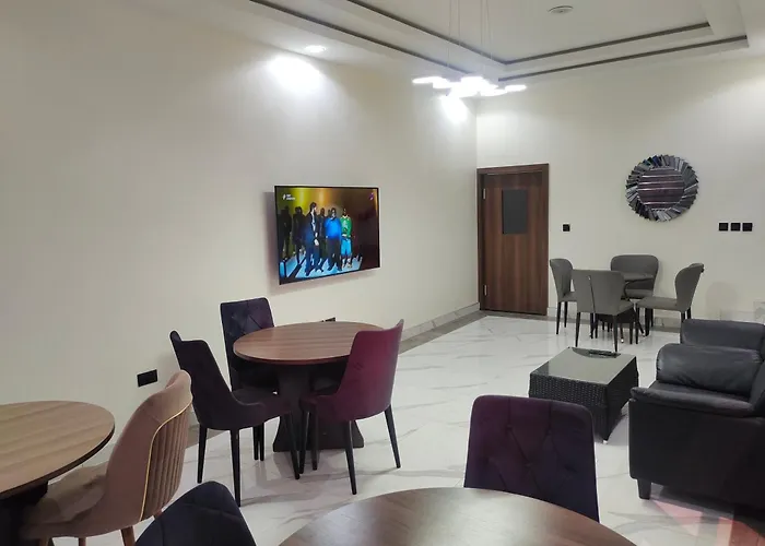 Passready Hotel And Suites Nnewi
